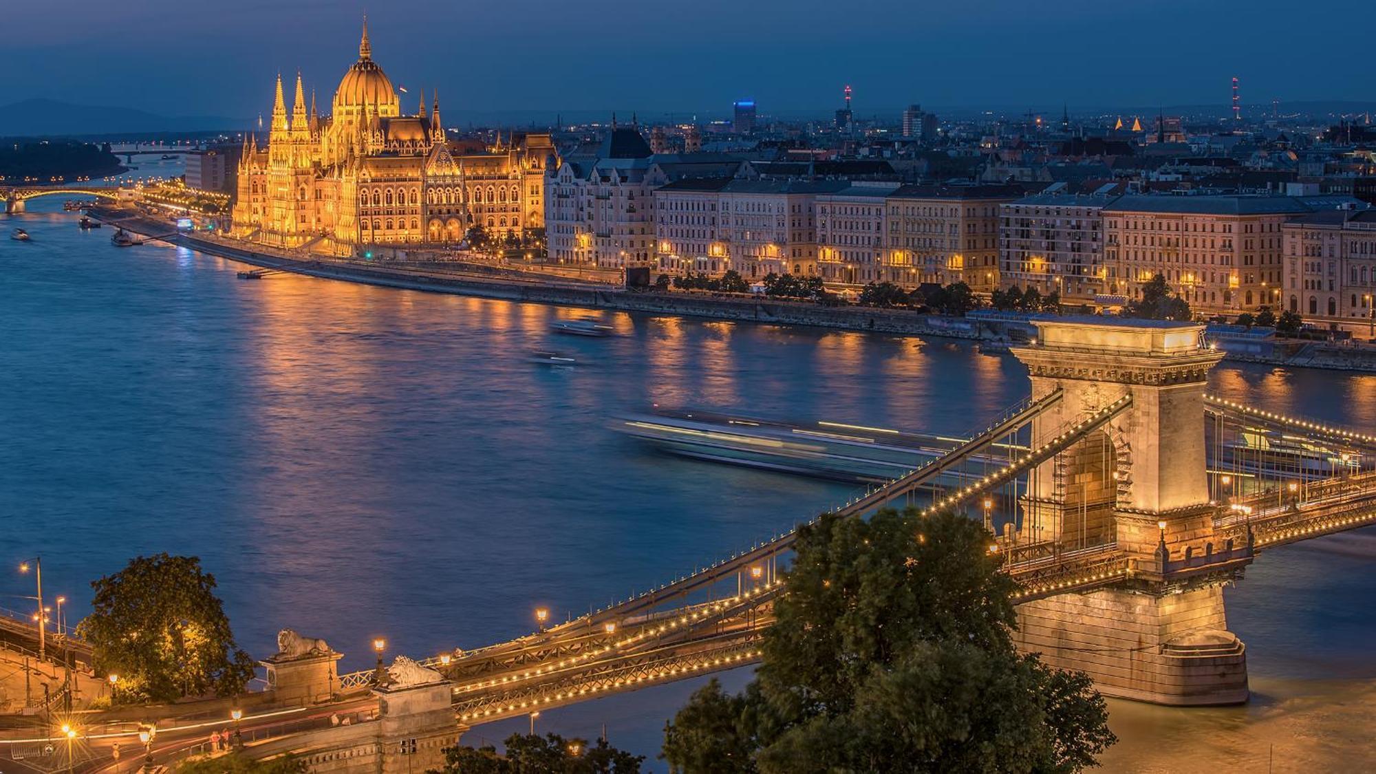 Riverside Luxury Panorama Home - Smarttv, Fastwifi Budapeste Exterior foto
